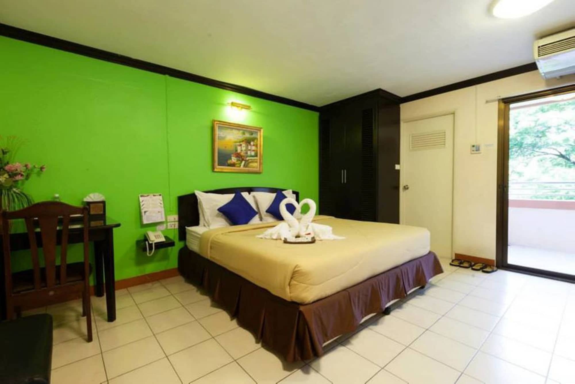 Khách sạn Wongcharearn Mansion 3*